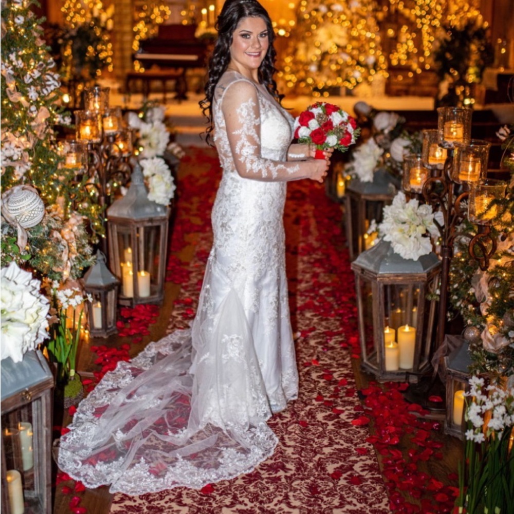 Size 12 Wedding Dress - Picture 4 of 4